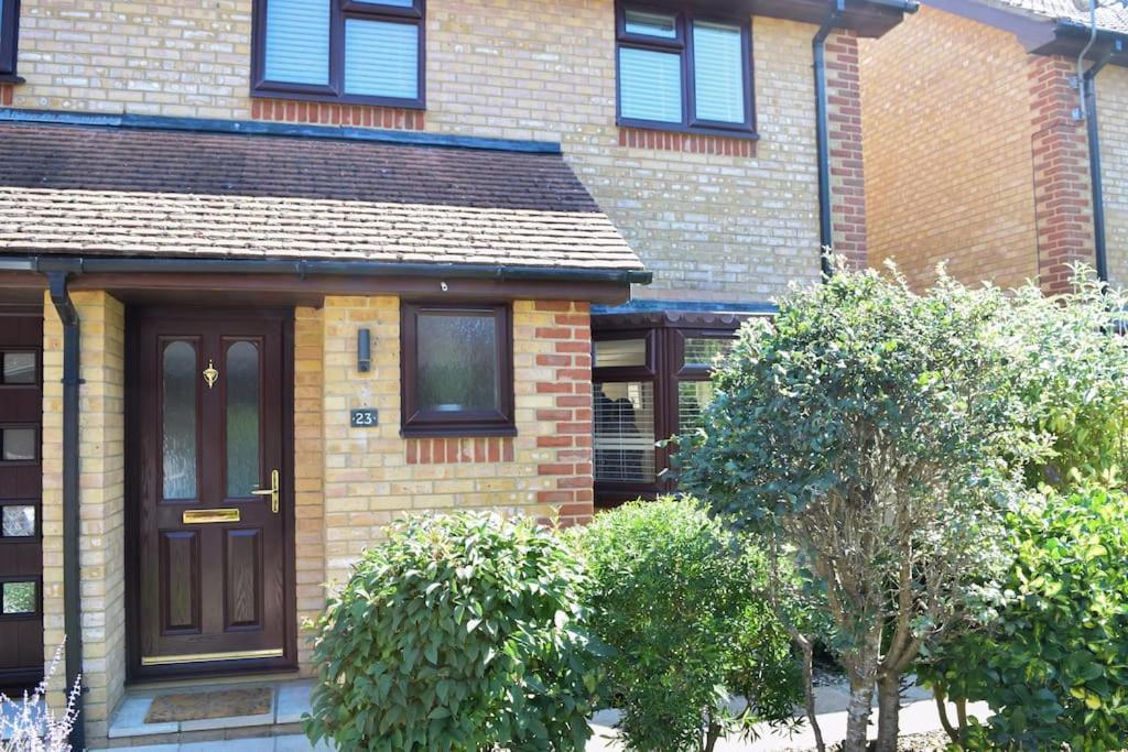 Beautiful 3 Bed Home In The Heart Of New Forest Hordle Exterior foto